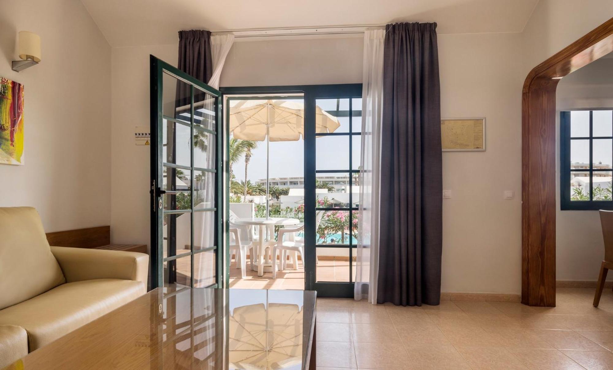 Ilunion Costa Sal Lanzarote Aparthotel Puerto del Carmen  Quarto foto